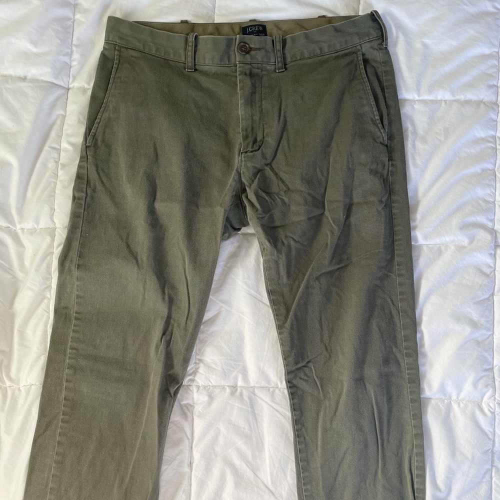 Men’s J. Crew green Flex Driggs pants
